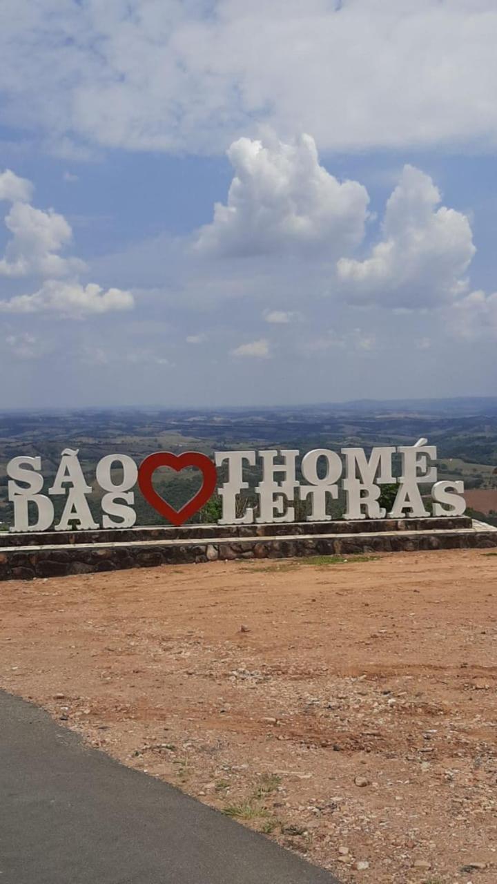 Kit Net Montanha Das Letras Appartement São Tomé das Letras Kamer foto